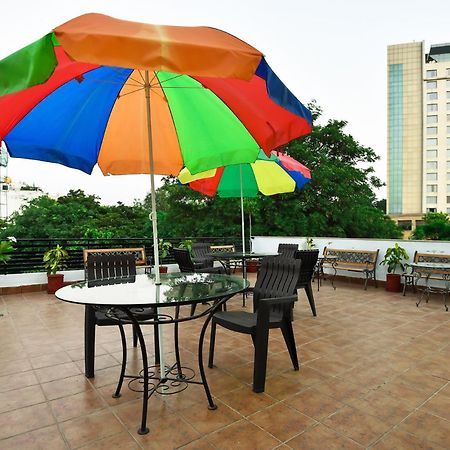 Bedchambers Serviced Apartments, Sushant Lok Gurgaon Esterno foto