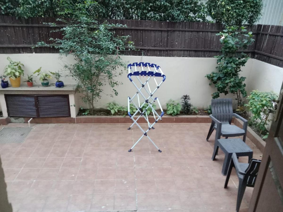 Bedchambers Serviced Apartments, Sushant Lok Gurgaon Esterno foto