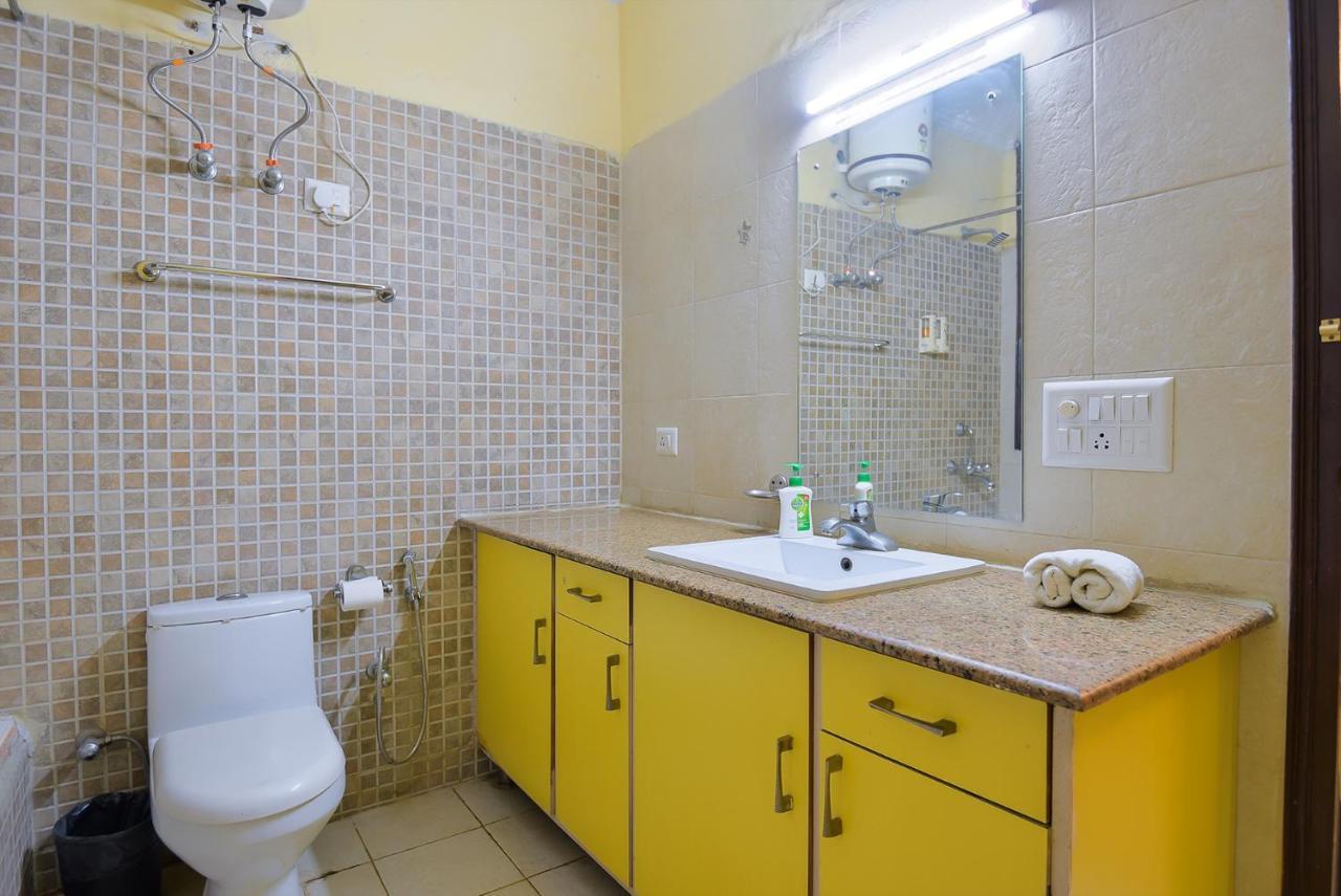 Bedchambers Serviced Apartments, Sushant Lok Gurgaon Esterno foto